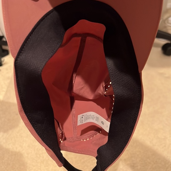 Lululemon Hat - Picture 5 of 9